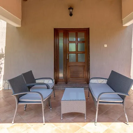Verbanac By Interhome Labin